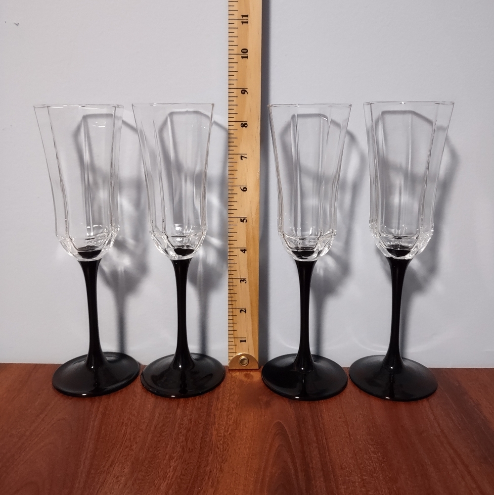 Vintage Luminarc France Champagne Flutes Black Stem Glasses Octagon Set Of 4